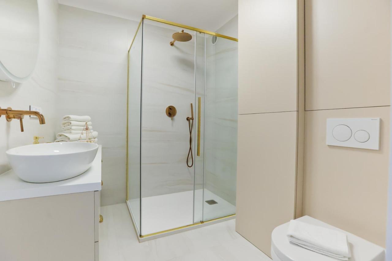 M&K Apartamenty Sailors Golden Yacht, Gdansk - Wyspa Sobieszewska Luaran gambar